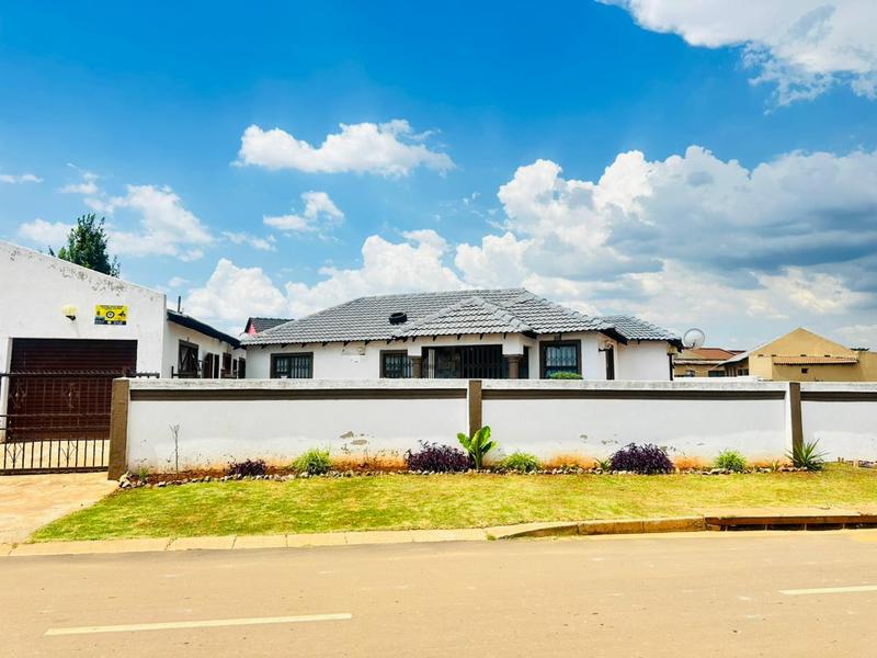 3 Bedroom Property for Sale in Vosloorus Gauteng
