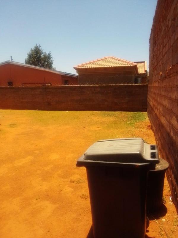 3 Bedroom Property for Sale in Protea Glen Gauteng