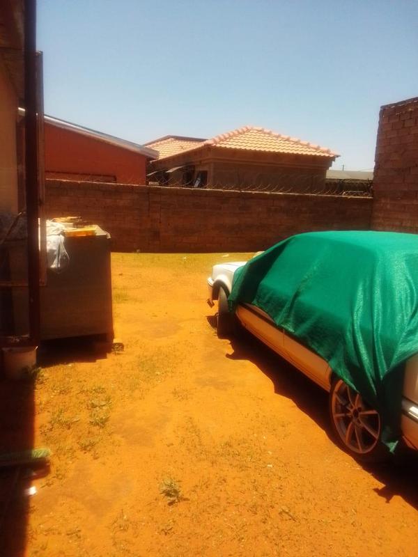 3 Bedroom Property for Sale in Protea Glen Gauteng