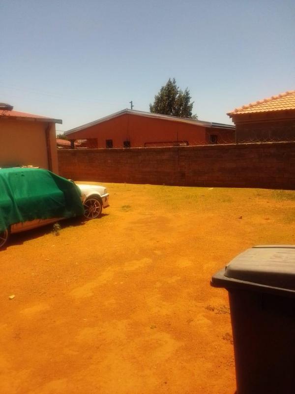 3 Bedroom Property for Sale in Protea Glen Gauteng