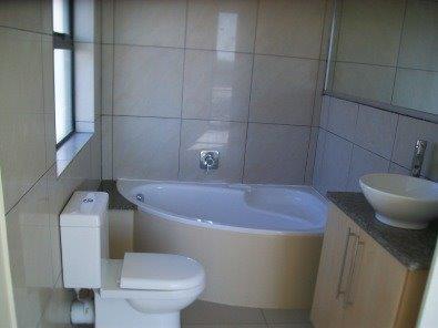 2 Bedroom Property for Sale in Rooihuiskraal Gauteng