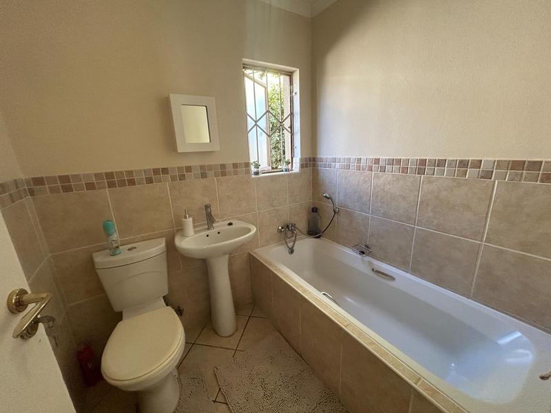 To Let 3 Bedroom Property for Rent in The Reeds Gauteng