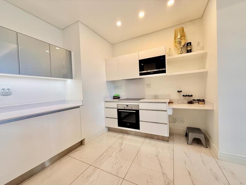 To Let 2 Bedroom Property for Rent in Sandown Gauteng