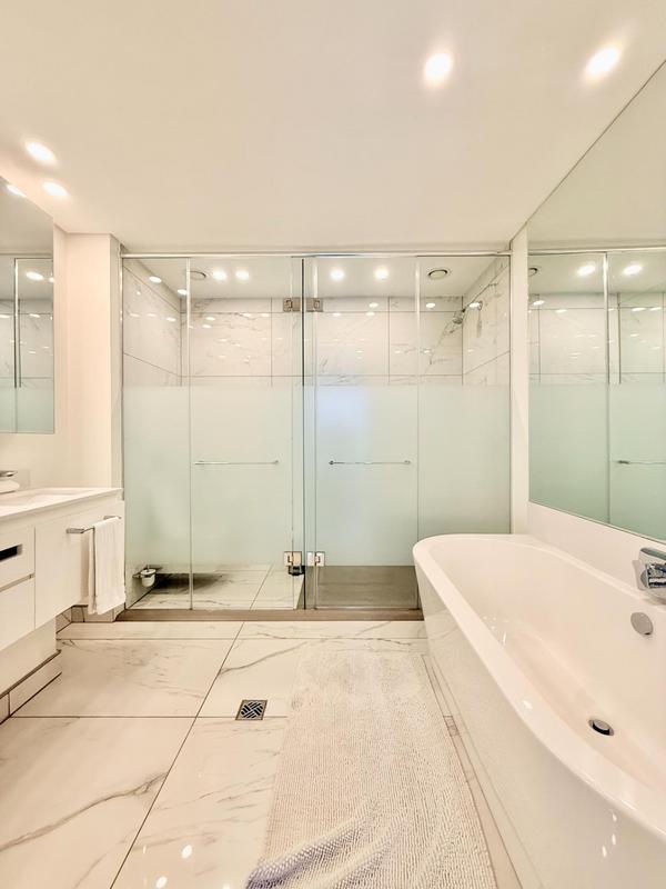 To Let 2 Bedroom Property for Rent in Sandown Gauteng