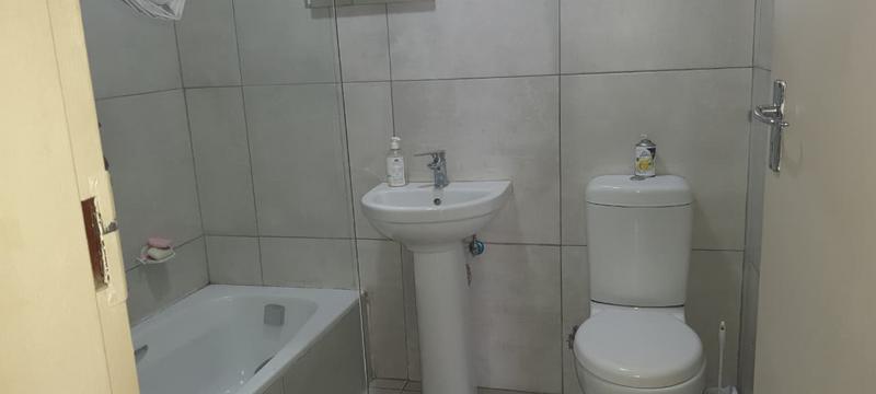 2 Bedroom Property for Sale in Hermanstad Gauteng