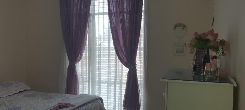 2 Bedroom Property for Sale in Hermanstad Gauteng