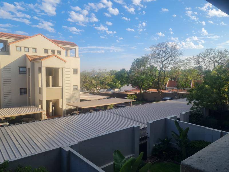 To Let 2 Bedroom Property for Rent in Bryanston Gauteng