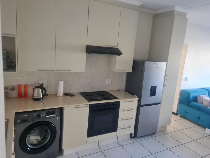 To Let 2 Bedroom Property for Rent in Bryanston Gauteng