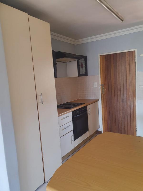 To Let 2 Bedroom Property for Rent in Faerie Glen Gauteng