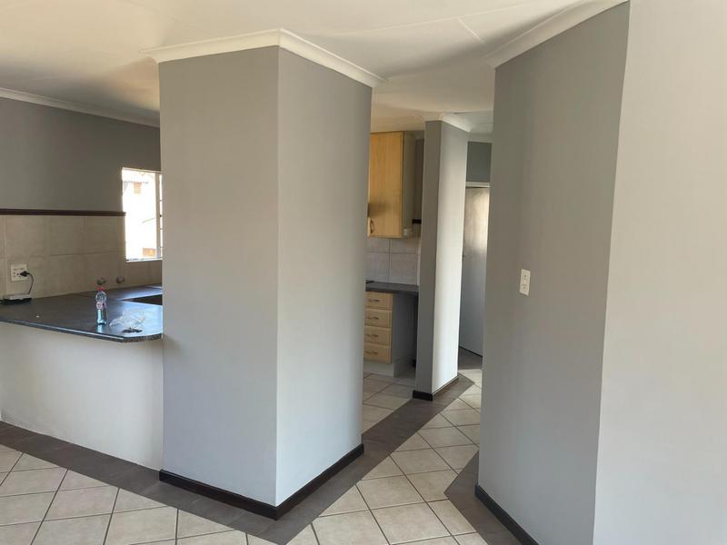 To Let 2 Bedroom Property for Rent in Olympus AH Gauteng