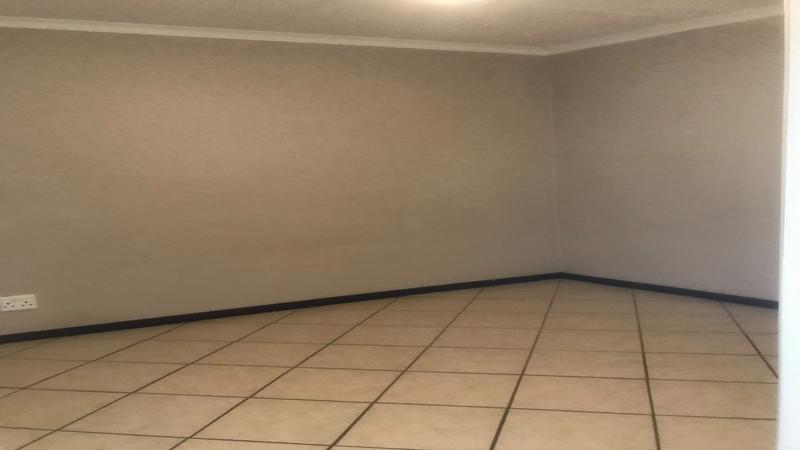 2 Bedroom Property for Sale in Equestria Gauteng