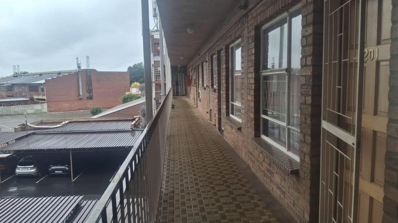 To Let 1 Bedroom Property for Rent in Parkdene Gauteng