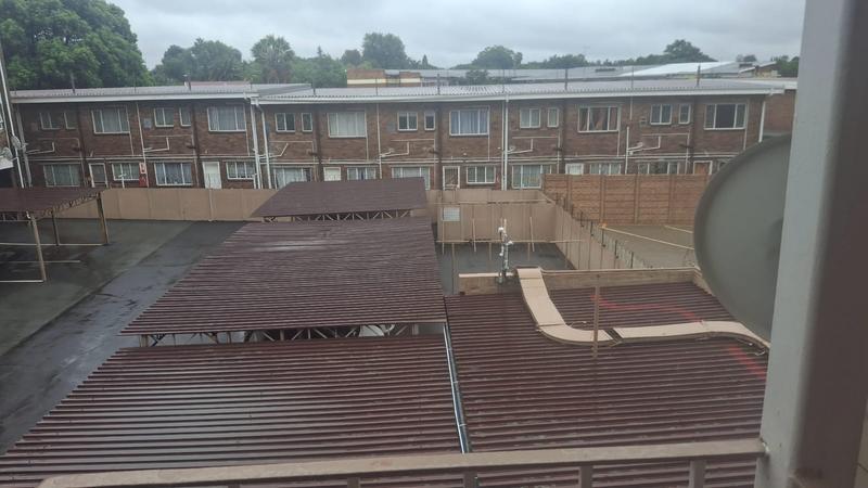 To Let 1 Bedroom Property for Rent in Parkdene Gauteng