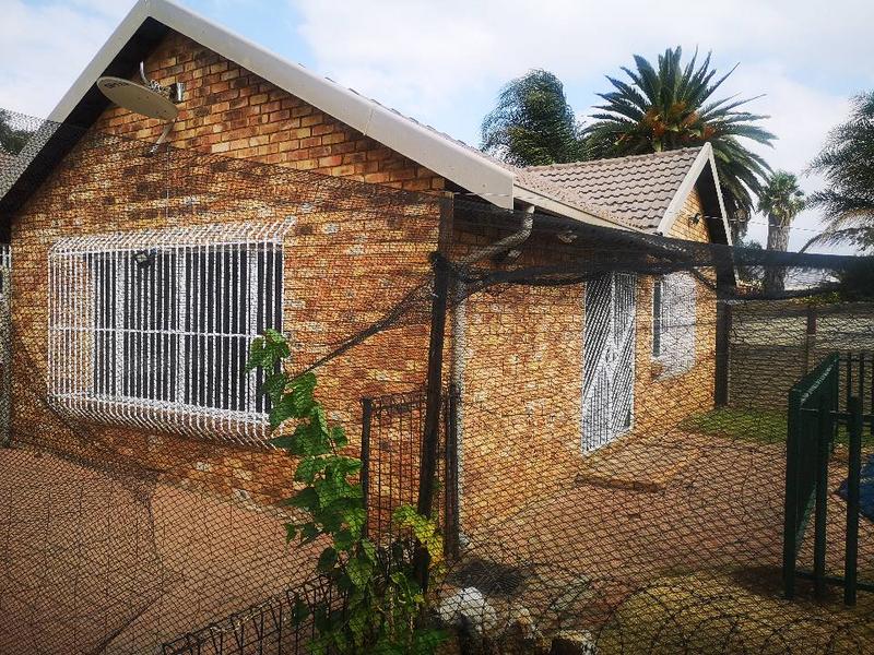 To Let 2 Bedroom Property for Rent in Birch Acres Gauteng