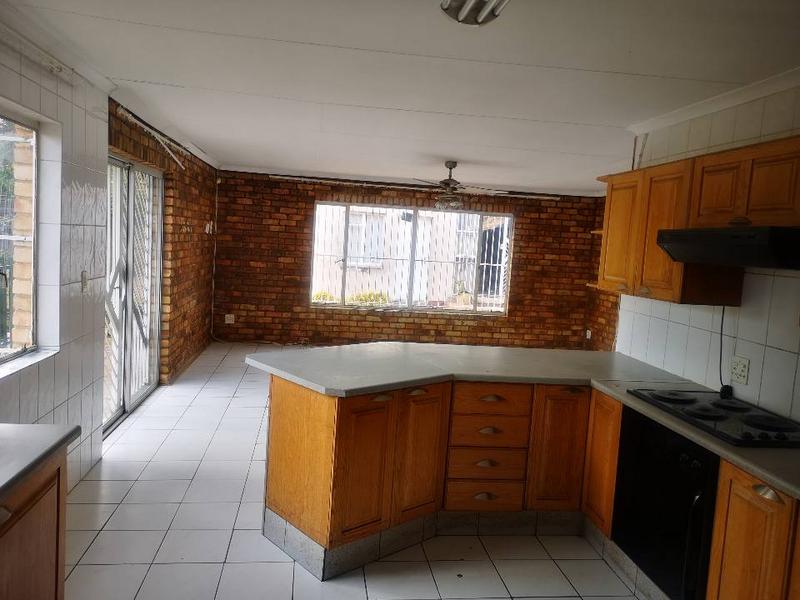 To Let 2 Bedroom Property for Rent in Birch Acres Gauteng