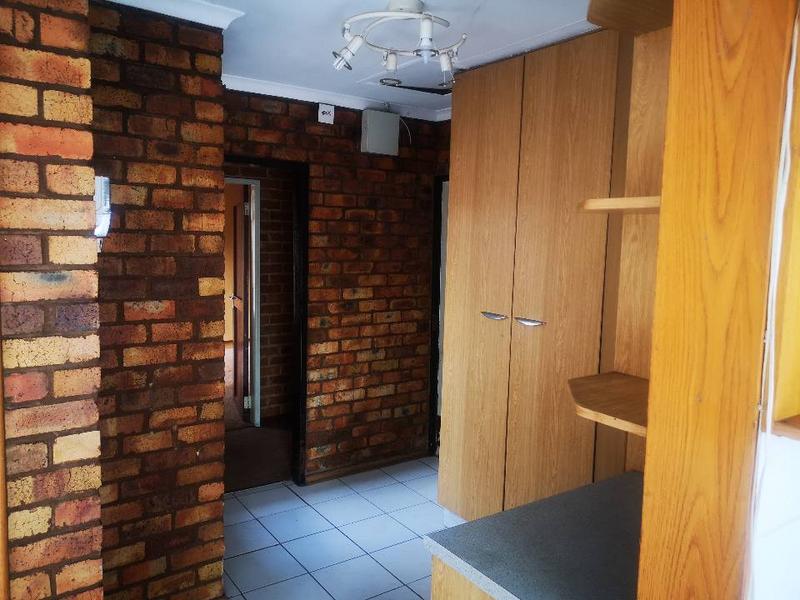 To Let 2 Bedroom Property for Rent in Birch Acres Gauteng