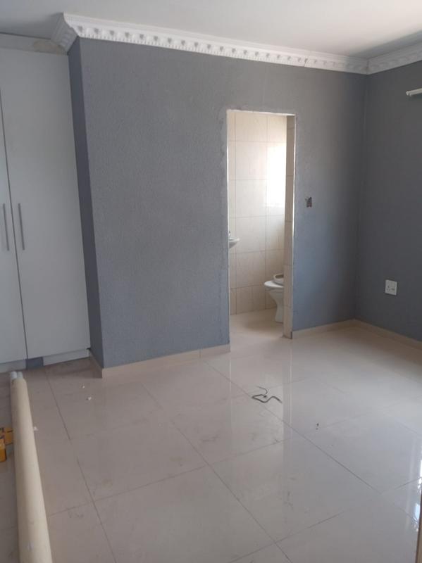 To Let 1 Bedroom Property for Rent in Clayville Gauteng