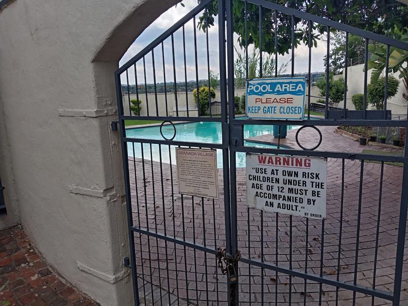 3 Bedroom Property for Sale in Corlett Gardens Gauteng