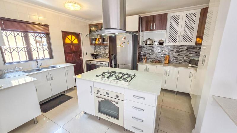 3 Bedroom Property for Sale in Radiokop Gauteng