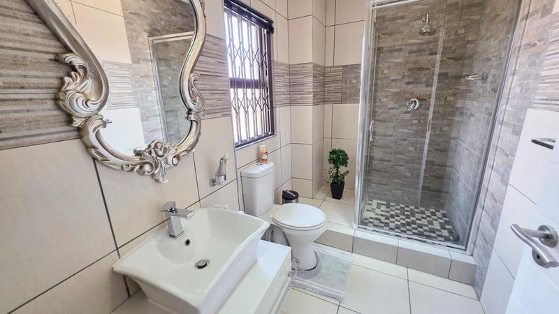 3 Bedroom Property for Sale in Radiokop Gauteng