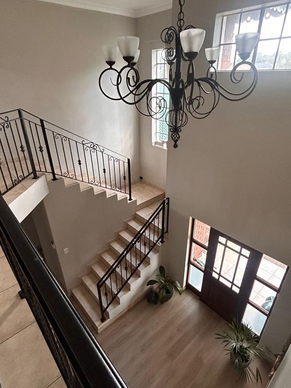 3 Bedroom Property for Sale in Lakefield Gauteng