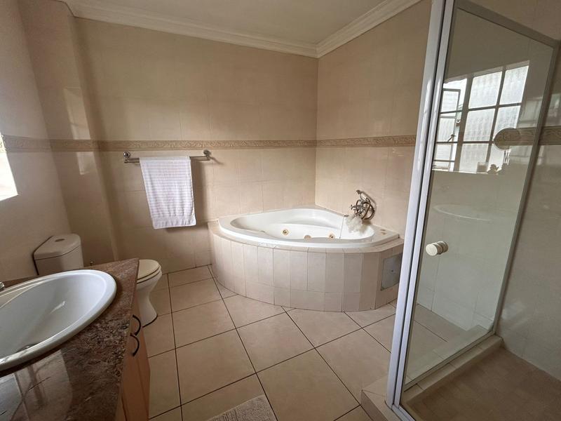 3 Bedroom Property for Sale in Lakefield Gauteng