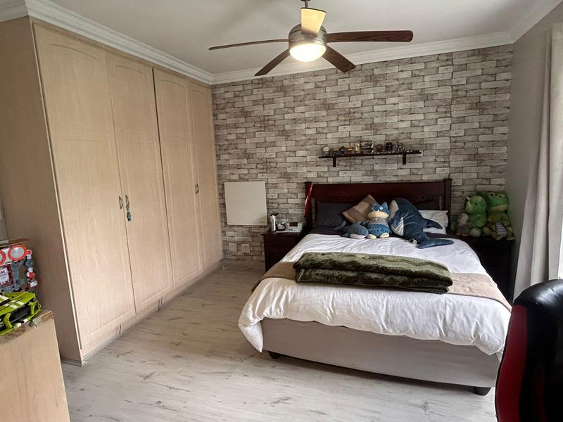 3 Bedroom Property for Sale in Lakefield Gauteng