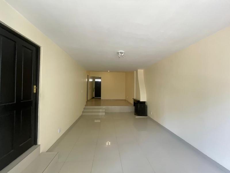 To Let 2 Bedroom Property for Rent in Riviera Gauteng