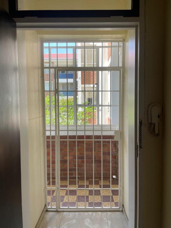 To Let 2 Bedroom Property for Rent in Riviera Gauteng