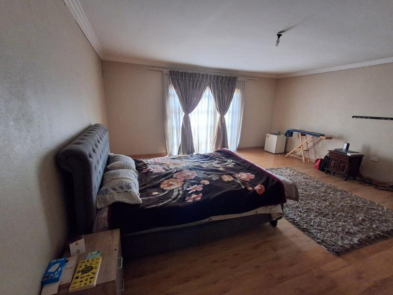 4 Bedroom Property for Sale in Dawn Park Gauteng