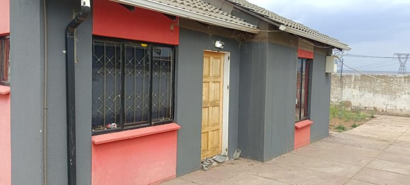 3 Bedroom Property for Sale in Protea Glen Gauteng