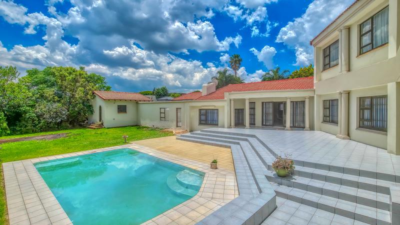 6 Bedroom Property for Sale in Bedfordview Gauteng