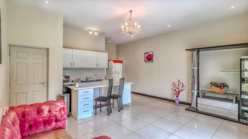 6 Bedroom Property for Sale in Bedfordview Gauteng