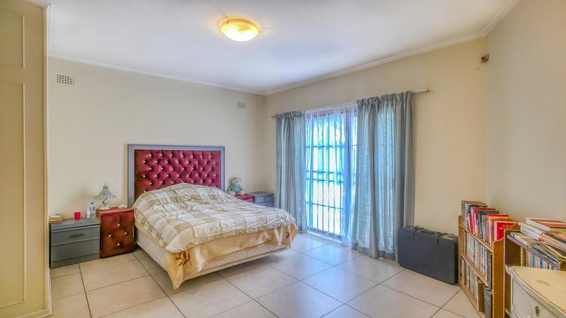 6 Bedroom Property for Sale in Bedfordview Gauteng