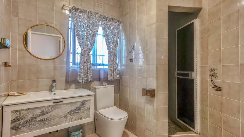 6 Bedroom Property for Sale in Bedfordview Gauteng