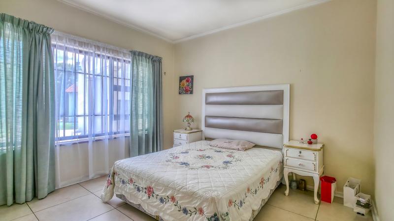 6 Bedroom Property for Sale in Bedfordview Gauteng