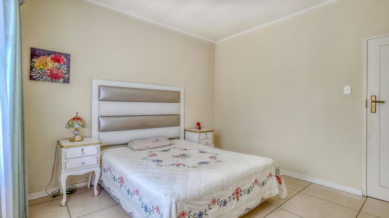 6 Bedroom Property for Sale in Bedfordview Gauteng