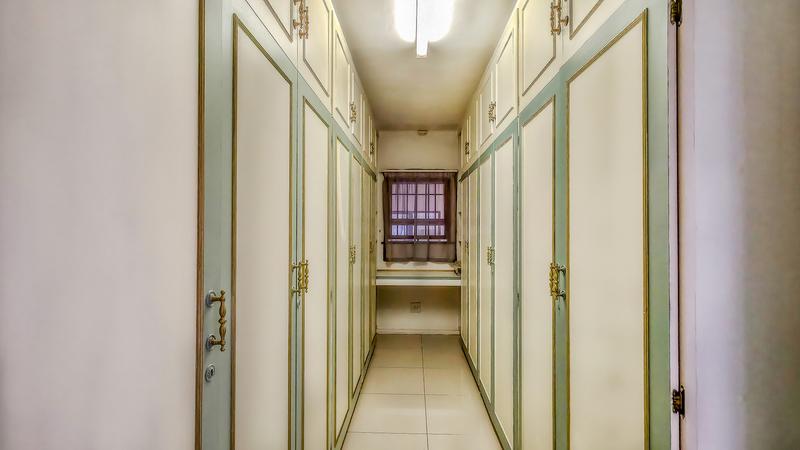 6 Bedroom Property for Sale in Bedfordview Gauteng