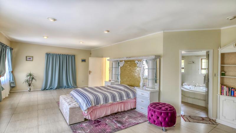 6 Bedroom Property for Sale in Bedfordview Gauteng