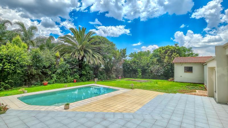 6 Bedroom Property for Sale in Bedfordview Gauteng