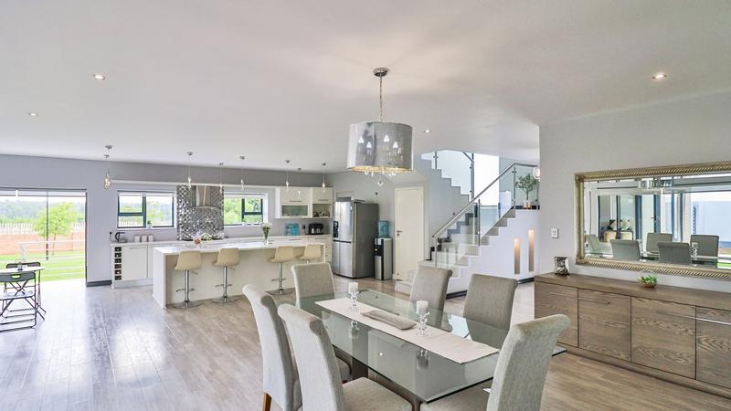 4 Bedroom Property for Sale in Midstream Ridge Gauteng