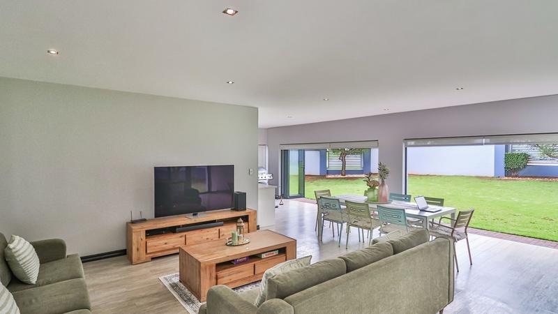 4 Bedroom Property for Sale in Midstream Ridge Gauteng