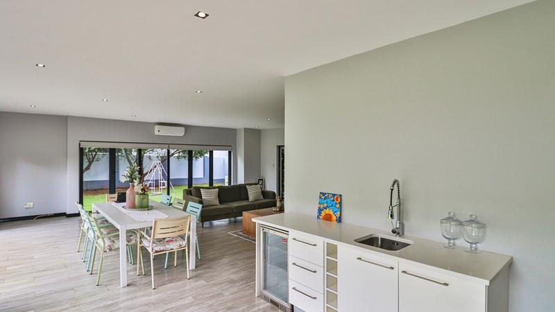 4 Bedroom Property for Sale in Midstream Ridge Gauteng