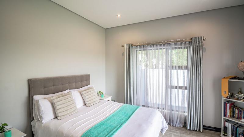 4 Bedroom Property for Sale in Midstream Ridge Gauteng