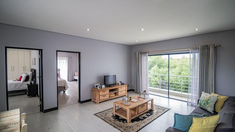 4 Bedroom Property for Sale in Midstream Ridge Gauteng