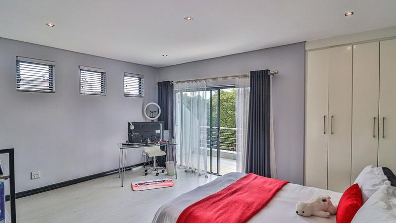 4 Bedroom Property for Sale in Midstream Ridge Gauteng