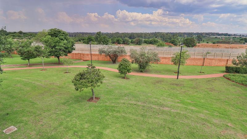 4 Bedroom Property for Sale in Midstream Ridge Gauteng