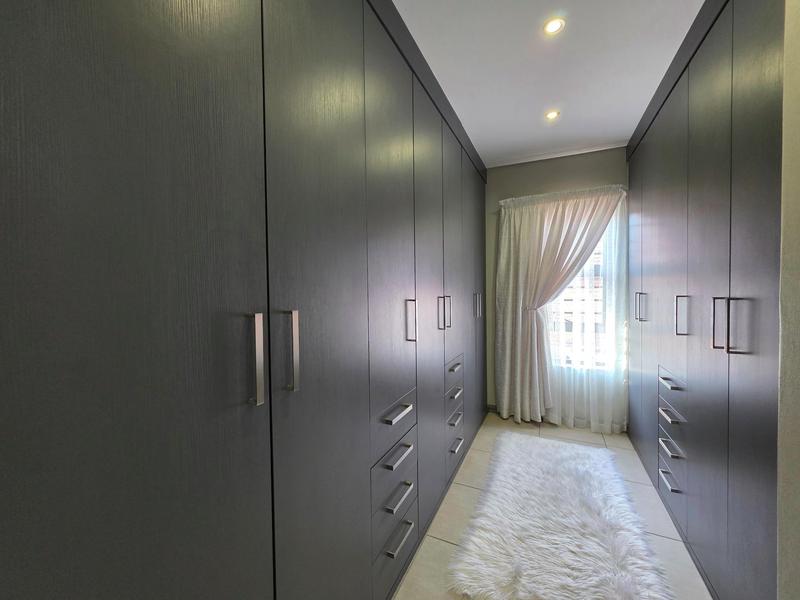 3 Bedroom Property for Sale in Honeydew Ridge Gauteng