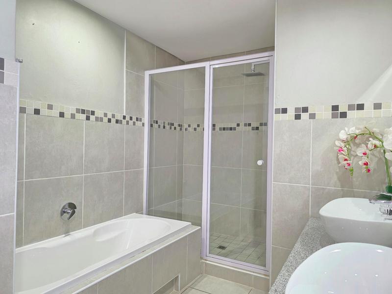 3 Bedroom Property for Sale in Honeydew Ridge Gauteng