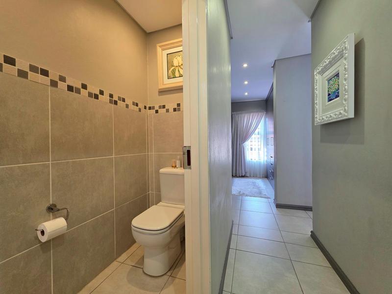 3 Bedroom Property for Sale in Honeydew Ridge Gauteng
